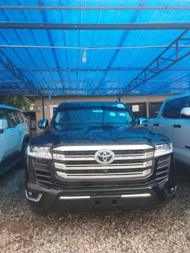 Toyota Land Cruiser 3.5 V6 2022 Black · Photo 1