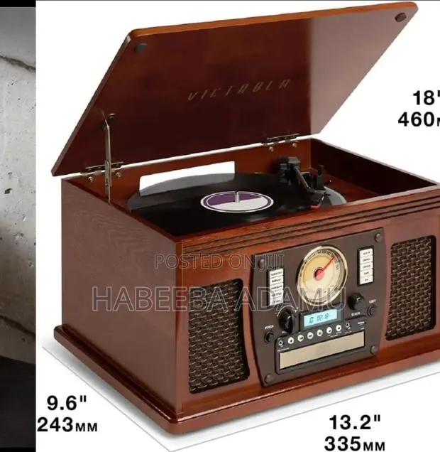 Victrola Navigator 8 in 1 Bluetooth Record Player · Photo 1