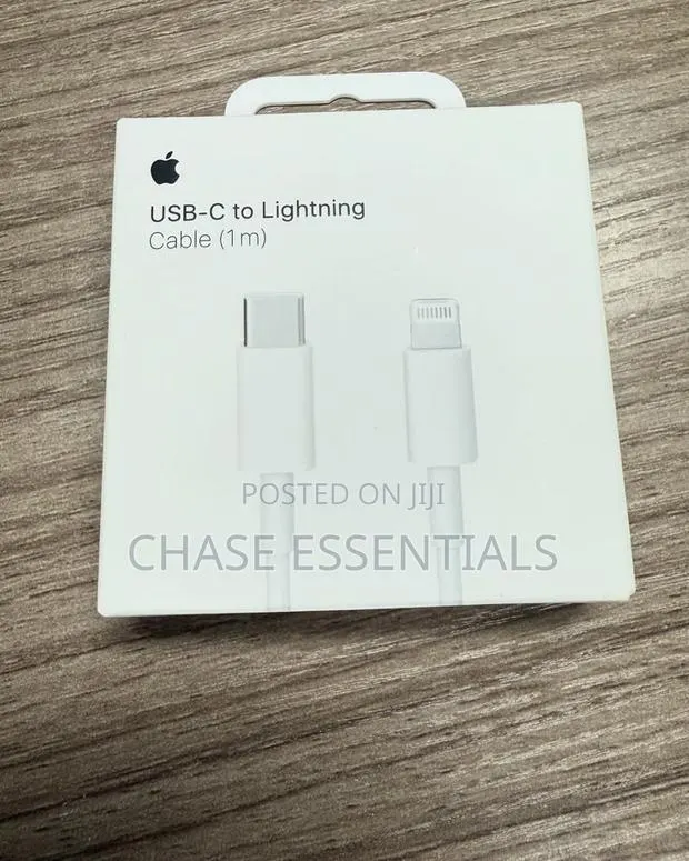 Original Apple USB-C to Lightning Cable (1m) Fast Charging · Photo 1