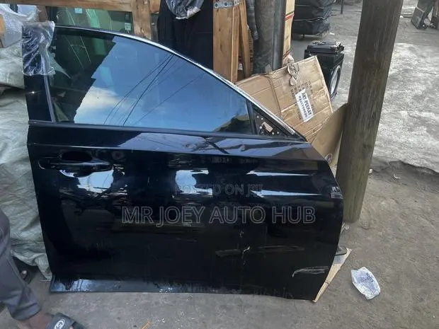 Honda Accord 2018 2019 2020 2021 2022 Front Right Door · Photo 1