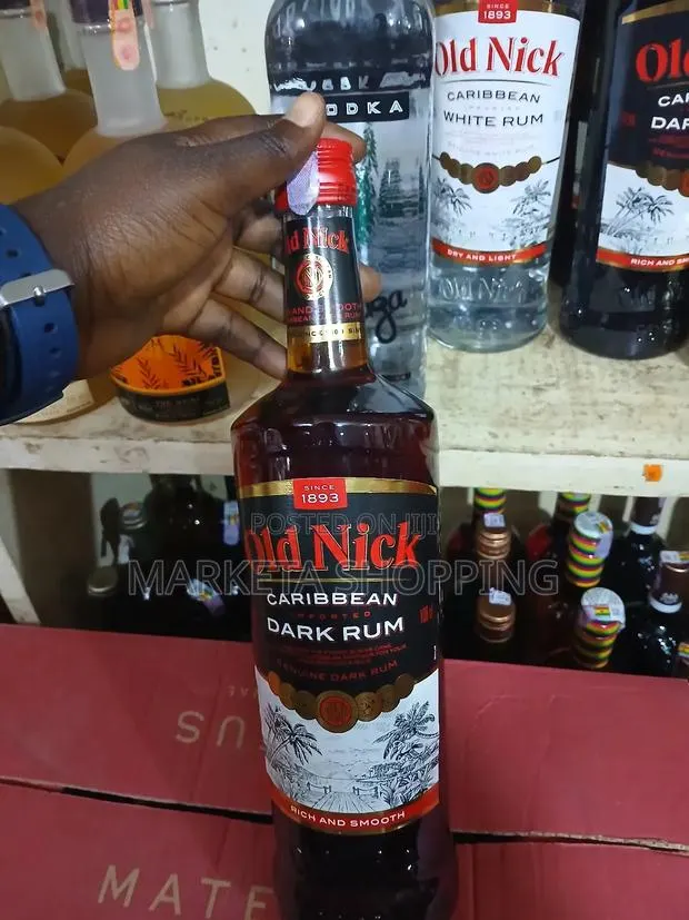 Old Nick Dark Rum 750ml · Photo 1