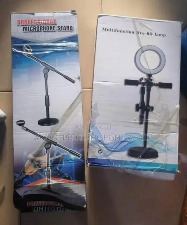 Smartphone Tablets and Microphone Stand Holder · Photo 1