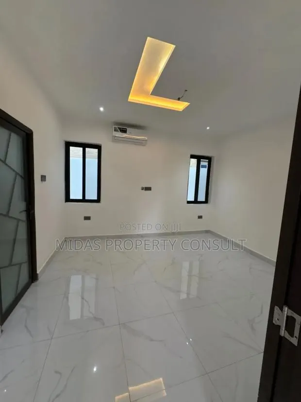 3bdrm House in New Legon, Lake Side Estate for sale · Photo 7