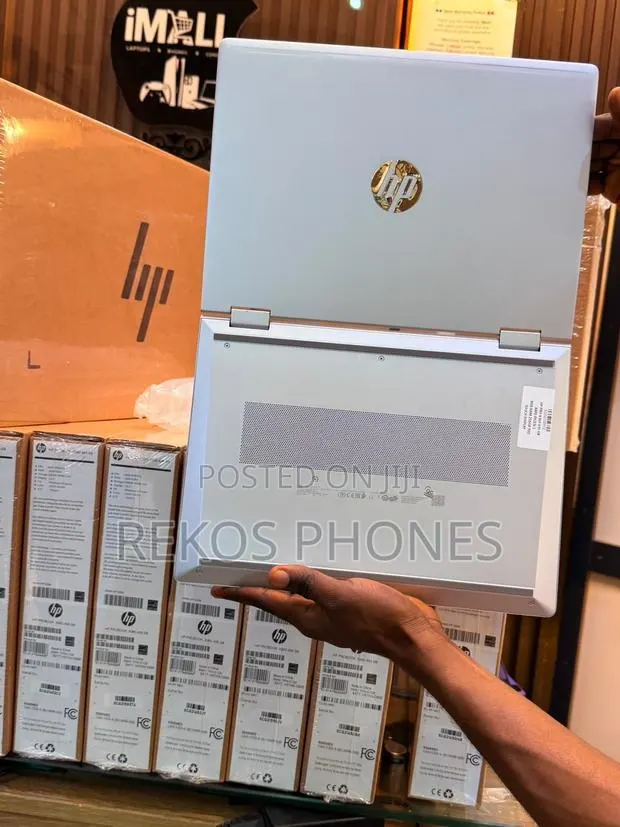 New Laptop HP ProBook x360 435 G8 8GB Intel Core i5 SSD 256GB