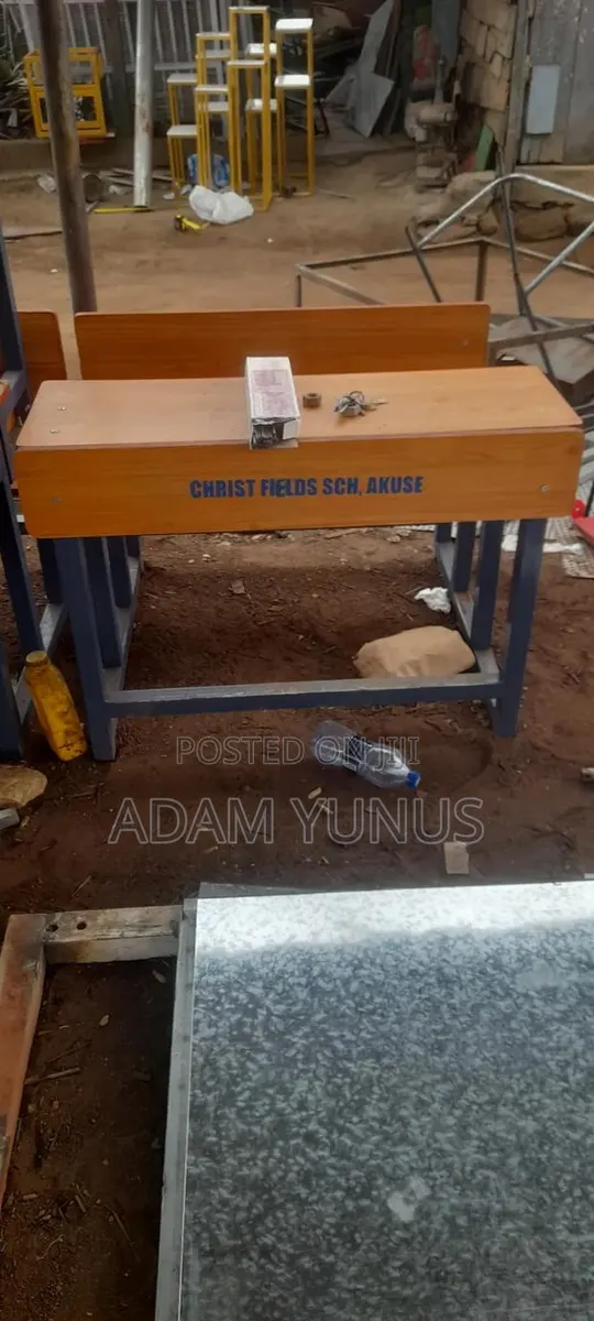 Dual Desk for Students · Photo 1