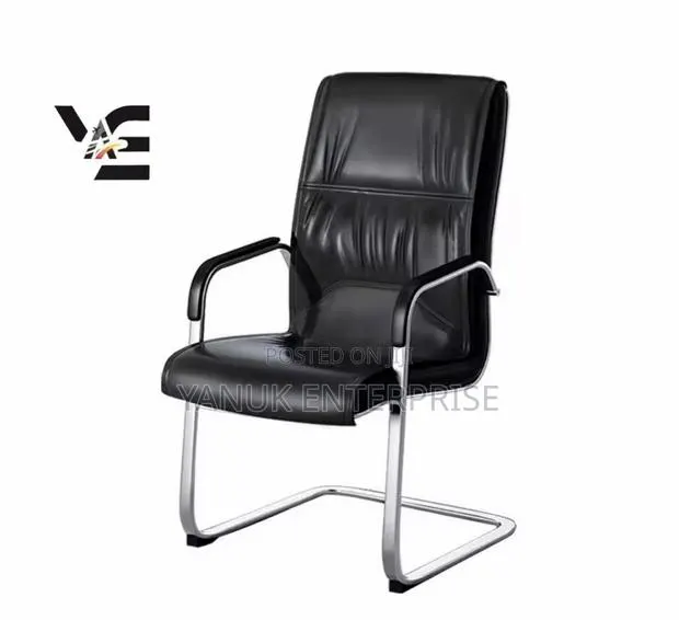 Leather Office/Reception Chair · Photo 1