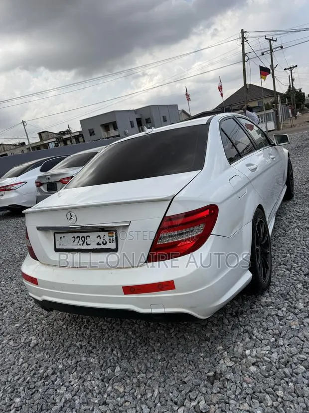 Mercedes-Benz C250 2012 White