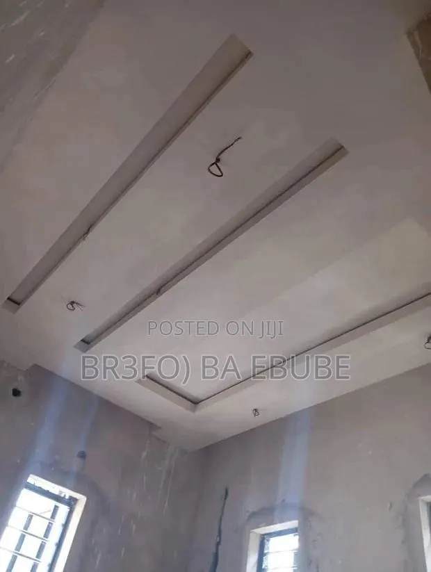 Br3fo) Ba Ebube P.O.P Ceiling Decoration · Photo 1