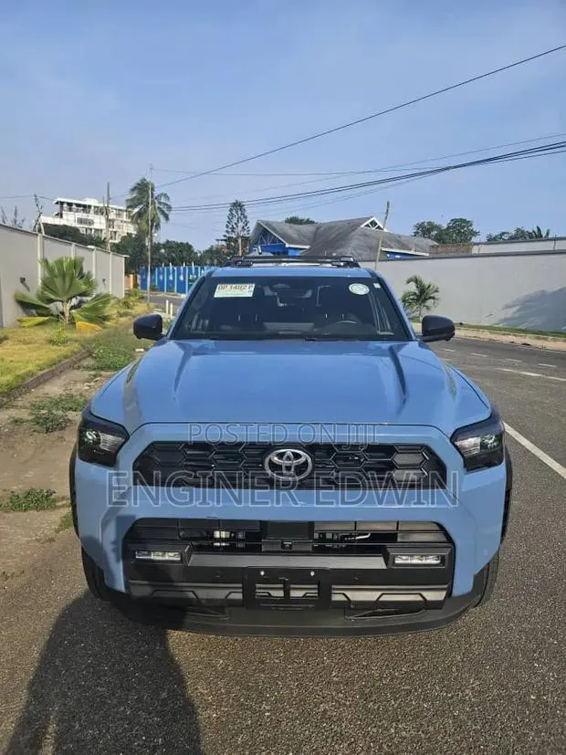 Toyota 4-Runner TRD Off-Road Premium 4WD (2.4L 4cyl Turbo 8A) 2025 Blue · Photo 1