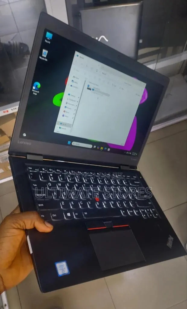 Laptop Lenovo ThinkPad X1 Carbon 8GB Intel Core i7 SSD 256GB · Photo 1