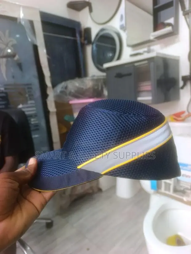 Breathable Bump Cap · Photo 1