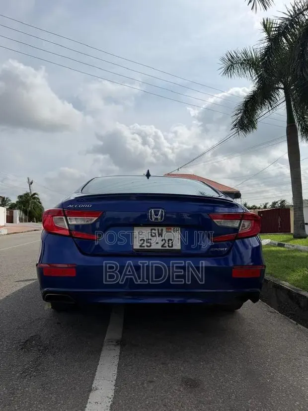 Honda Accord Sport 2.0T 2018 Blue · Photo 1