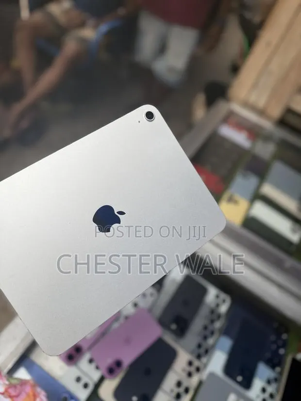 Apple iPad Air 11 (2024) 128 GB White · Photo 1