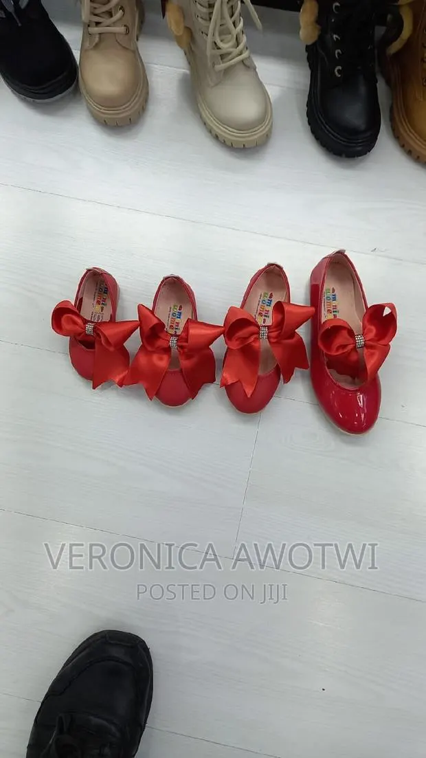 Christmas Red Flat Bow Shoes · Photo 1