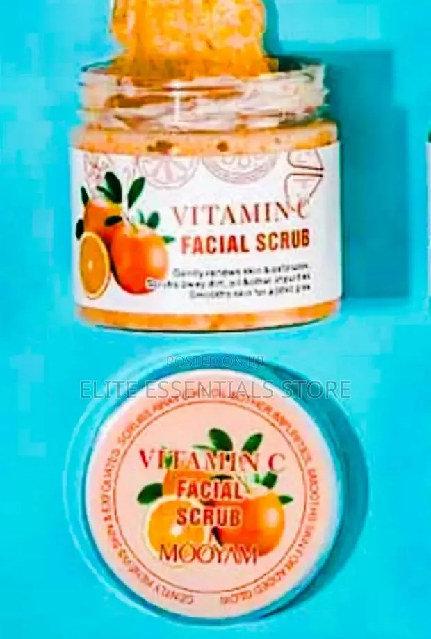 High Quality Vitamin C Facial Scrub With Natural Products · Photo 1