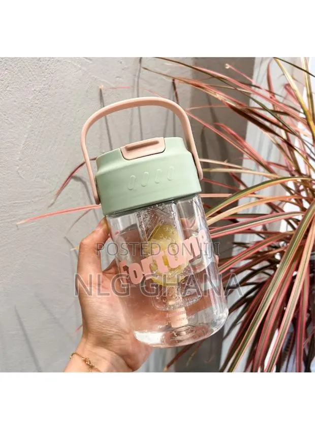 700ml Portable Straw Cup Plastic Water Cup. Tvx21258 · Photo 1