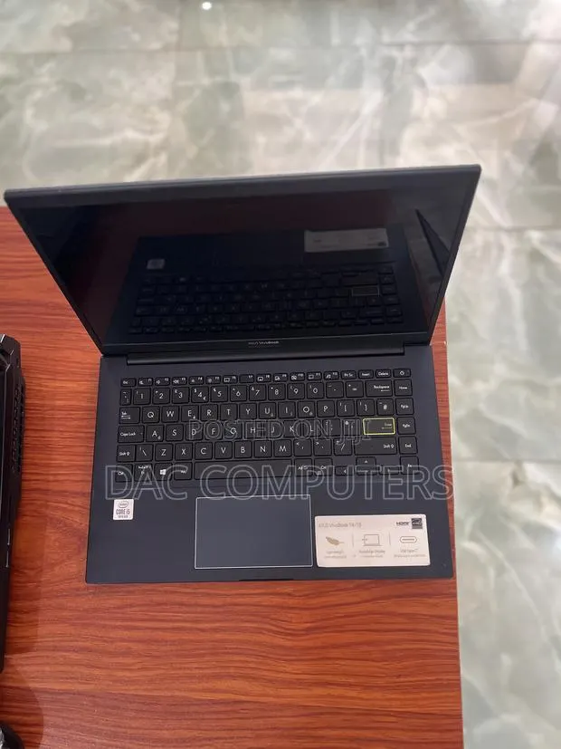 Laptop Asus Vivobook 14 8GB Intel Core i5 SSD 256GB · Photo 1