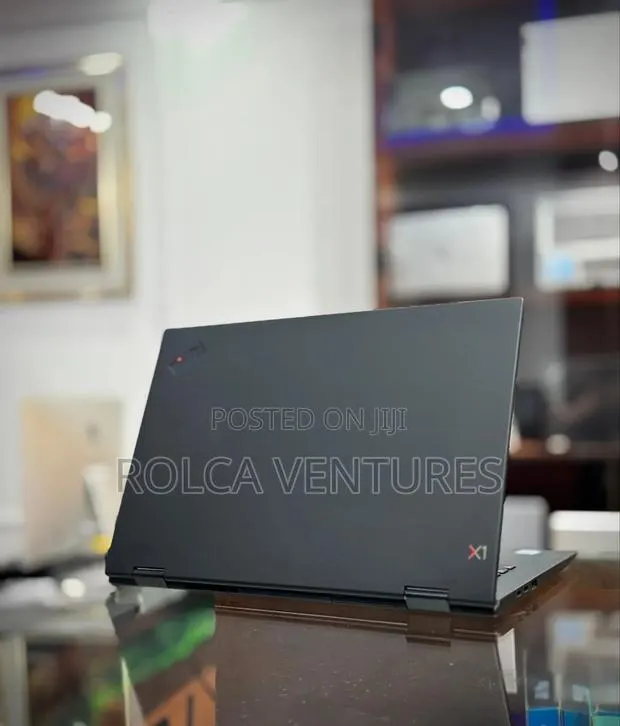 Laptop Lenovo ThinkPad X1 Yoga 16GB Intel Core i5 SSD 256GB · Photo 1
