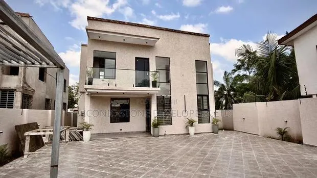 4bdrm House in Ashaley Botwe, Little Roses Area for sale · Photo 1