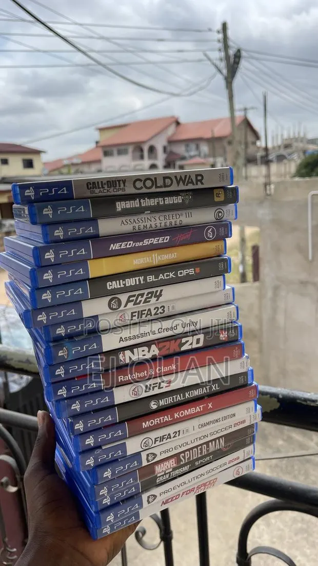 PS4 Both Offline and Online Game · Photo 1