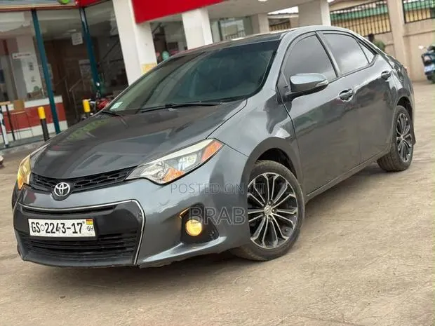 Toyota Corolla S 4dr Sedan (1.8L 4cyl CVT) 2016 Gray