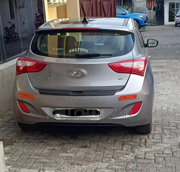 Hyundai Elantra GT 2013 Gray · Photo 1