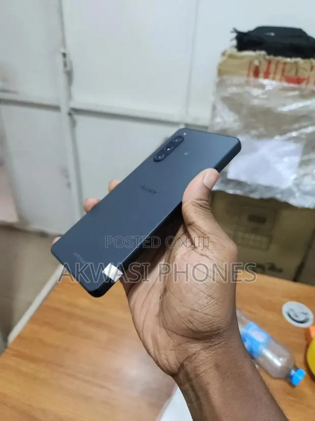 Sony Xperia 10 V 128 GB Black · Photo 1