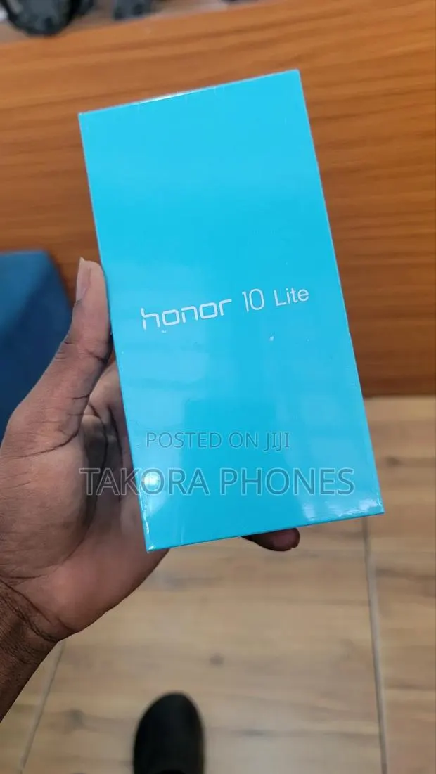New Huawei Honor 10 Lite 64 GB Black · Photo 1