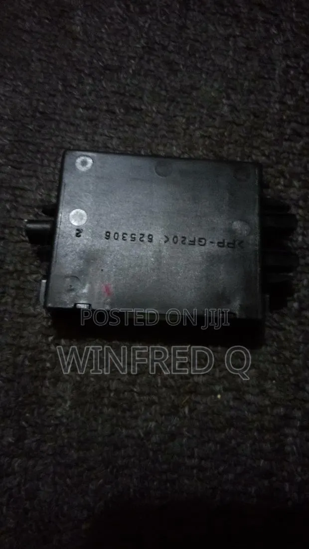 OEM Toyota Immobilizer Code Module (ID Code Box) · Photo 1