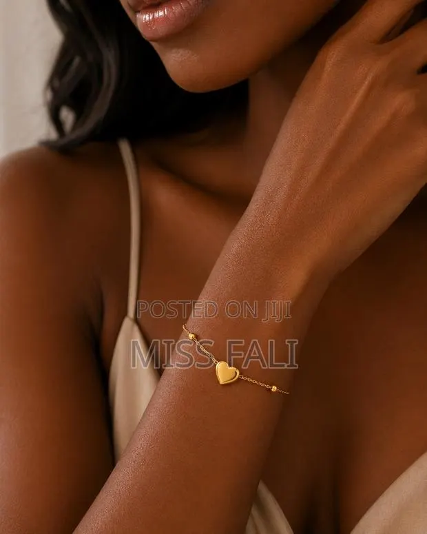 Sweetheart Glow Bracelet · Photo 1