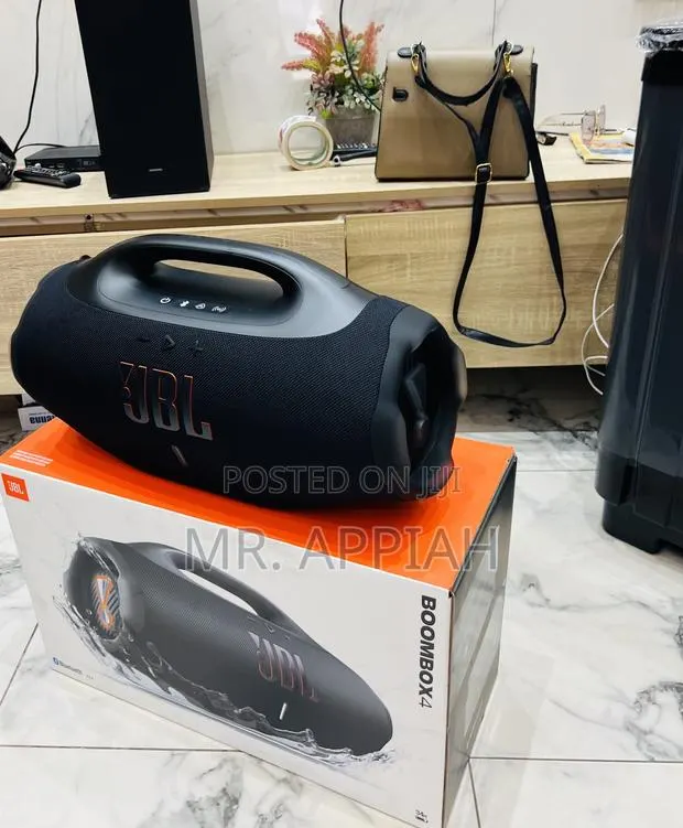 Classic JBL Boombox 4 Wireless Bluetooth Speaker(Black) · Photo 1