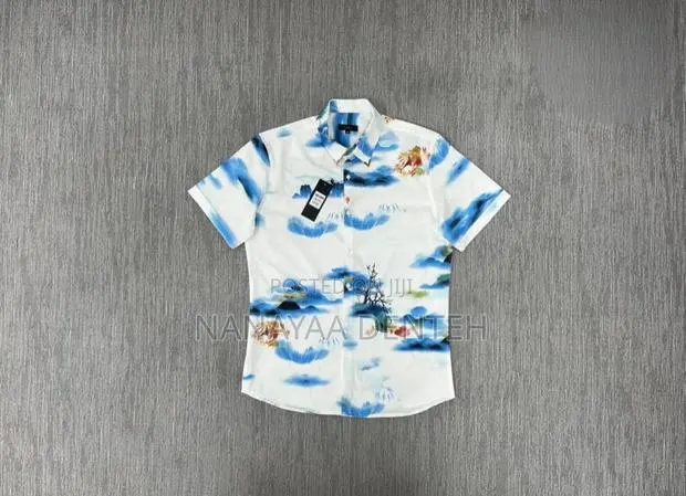 Multicolor Short Sleeve Shirt · Photo 1
