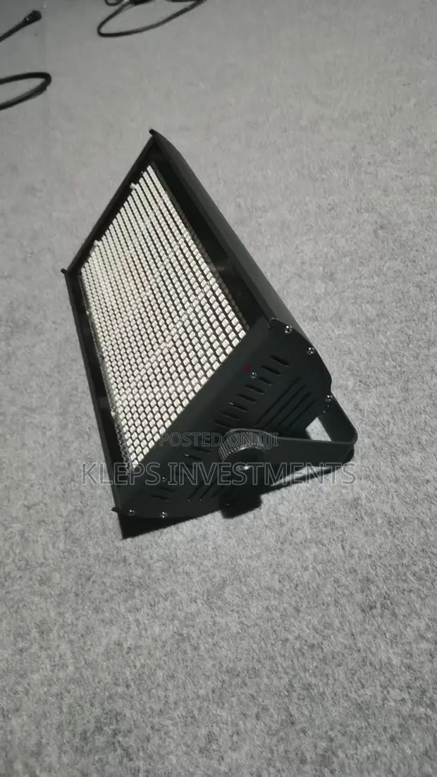 Strobe Stage Lights · Photo 2