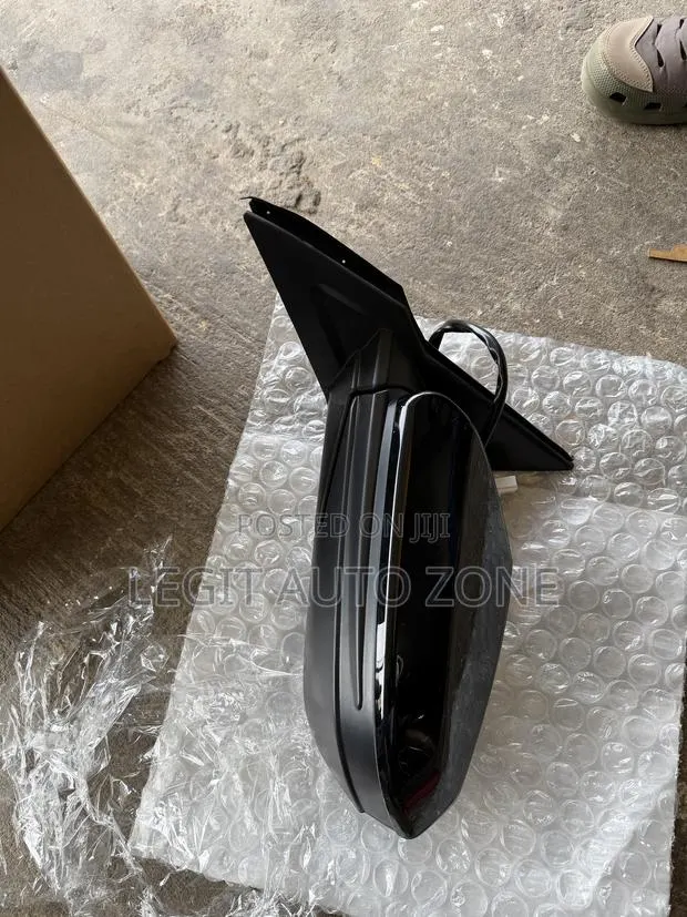 Honda Civic 2016,2017,2018, 2020,2021,2019, Driving Mirror Available · Photo 1