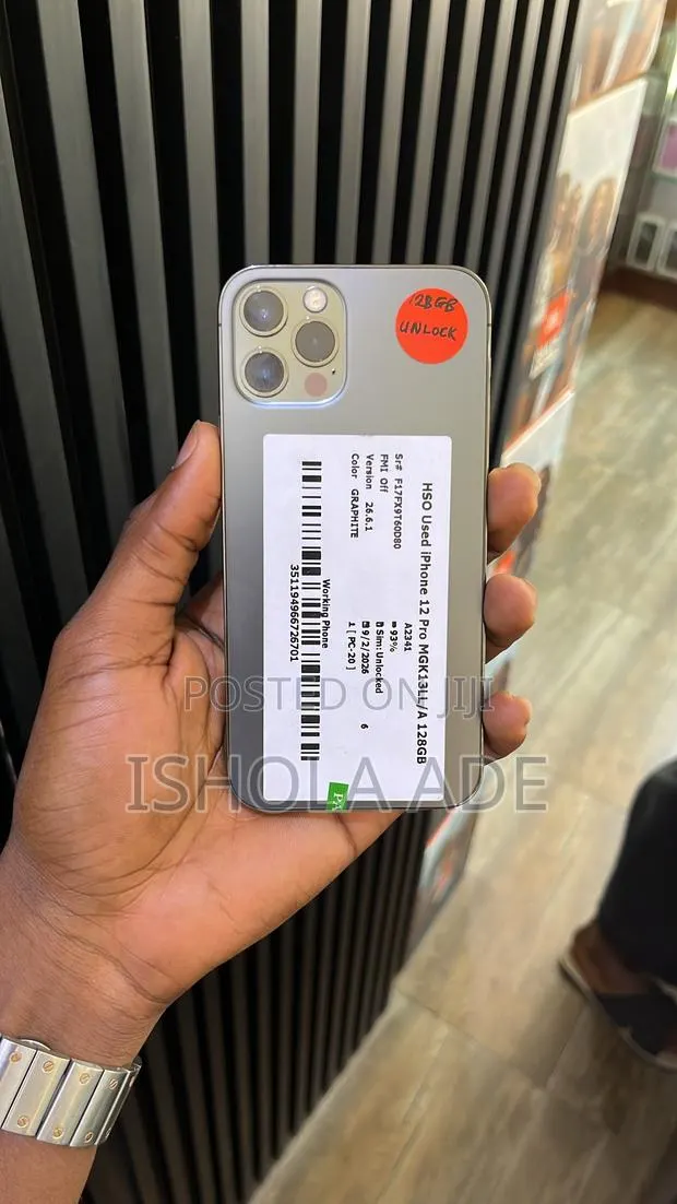 Apple iPhone 12 Pro 128 GB · Photo 1