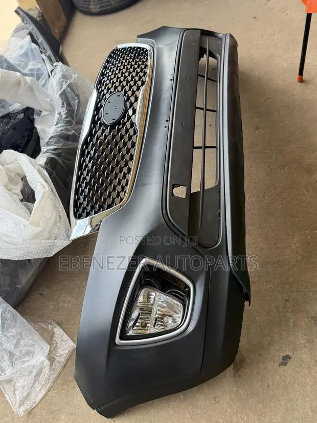 Kia Sorento Front Bumper Complete 2016 2017 2018 2019 2020 · Photo 1