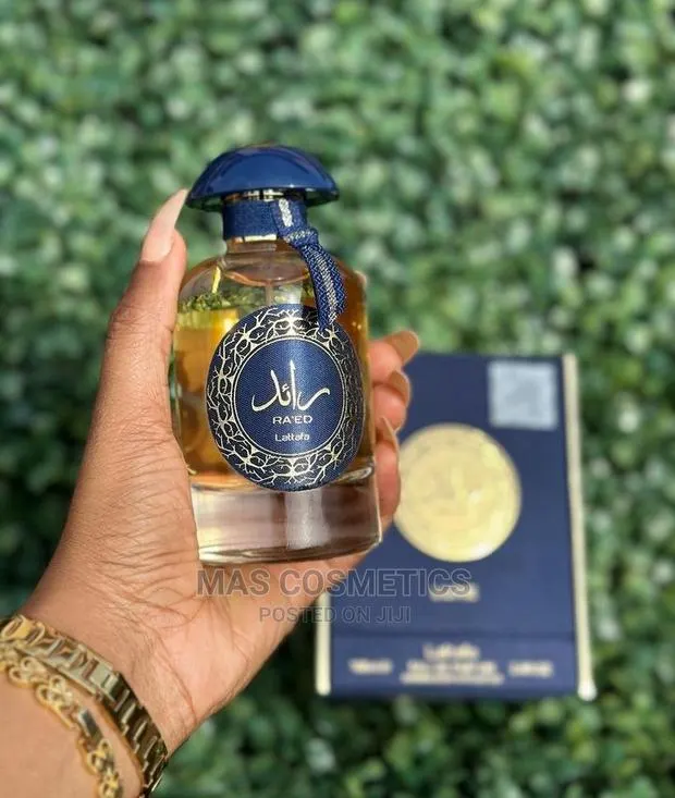 Luxe Lattafa Perfume · Photo 1