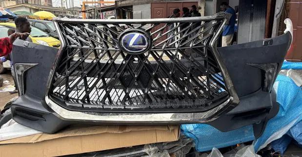 Lexus LX570 2016,2017,2018,2019,2020 Complete Front Bumper · Photo 1
