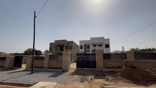 4bdrm House in Ashongman Estate, Accra Metropolitan for sale · Photo 1