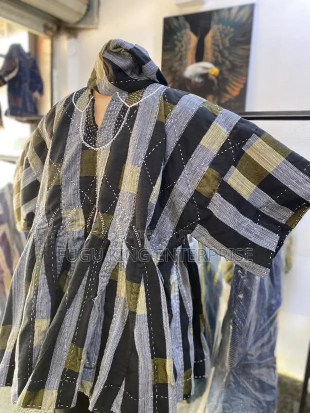 Men Smock and Batakali · Photo 4