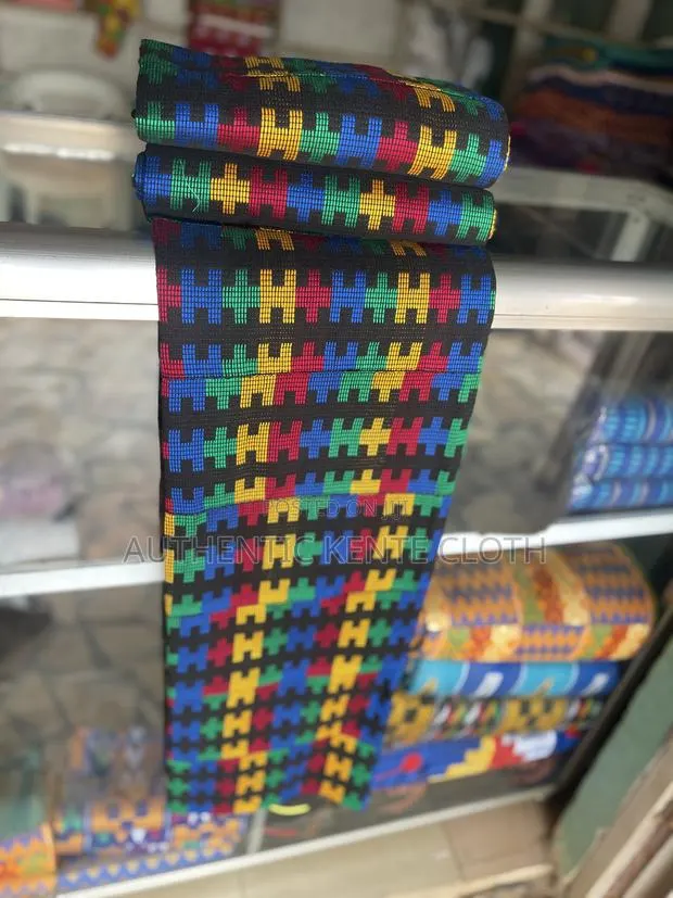 Authentic Bonwire Kente for Sale · Photo 1