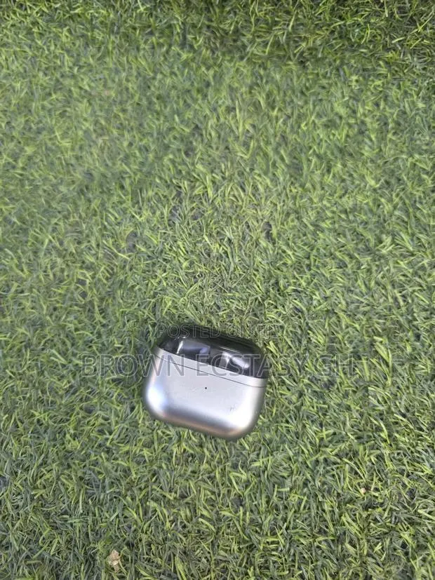 Sansung Galaxy Buds 3 Pro · Photo 1