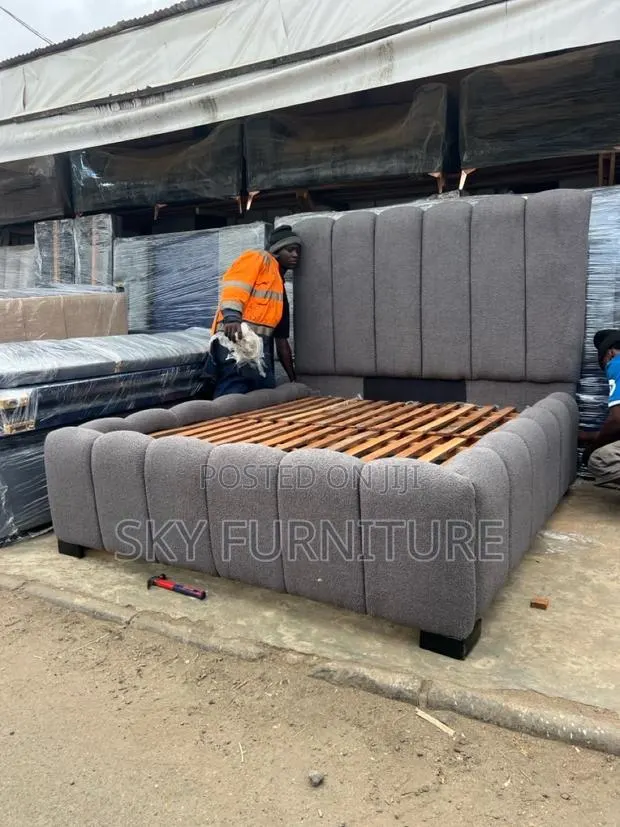 Heavy Queen-Size Bed Frame · Photo 1