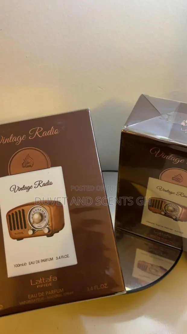 Vintage Radio · Photo 1