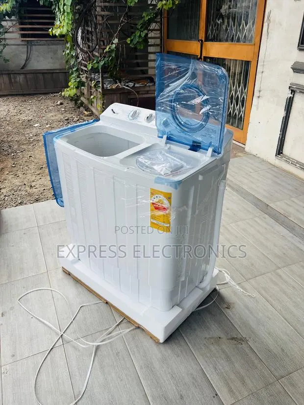Quick Wash and Spin 11kg Topload Twintub · Photo 1