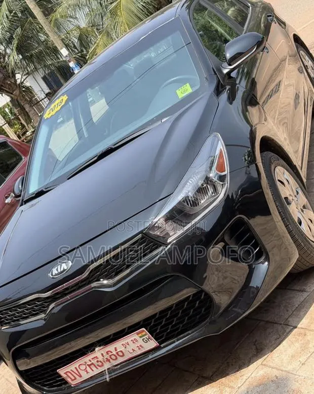 Kia Rio S Sedan 2019 Black · Photo 6