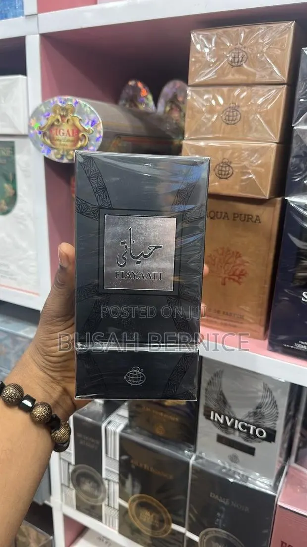 Fragrance Would · Photo 1