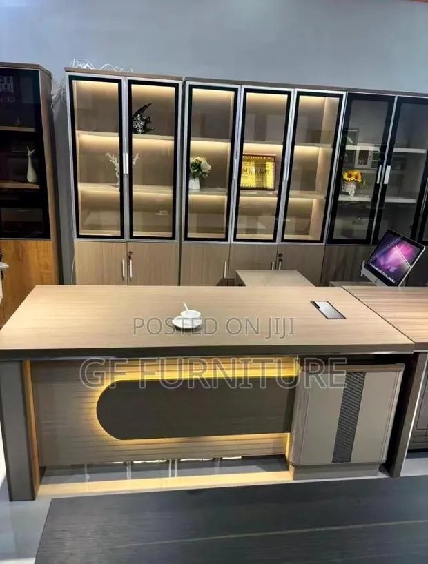 L-Shaped Executive Office Desk 1.8m · Photo 1