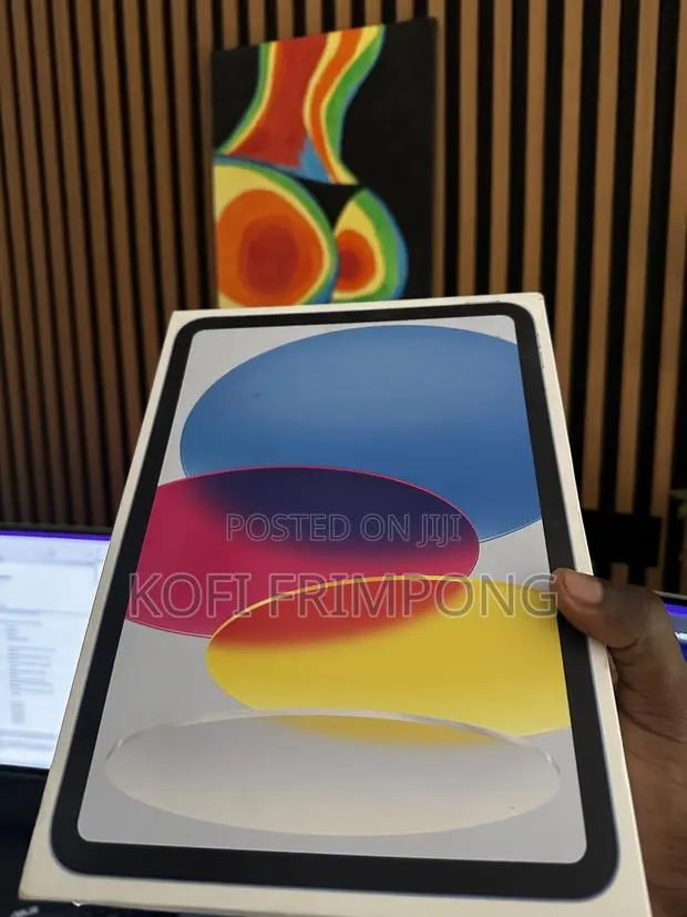 New Apple iPad (2025) 128 GB Blue · Photo 1