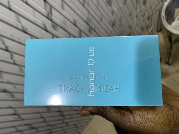 New Honor 10 Lite 128 GB White · Photo 1